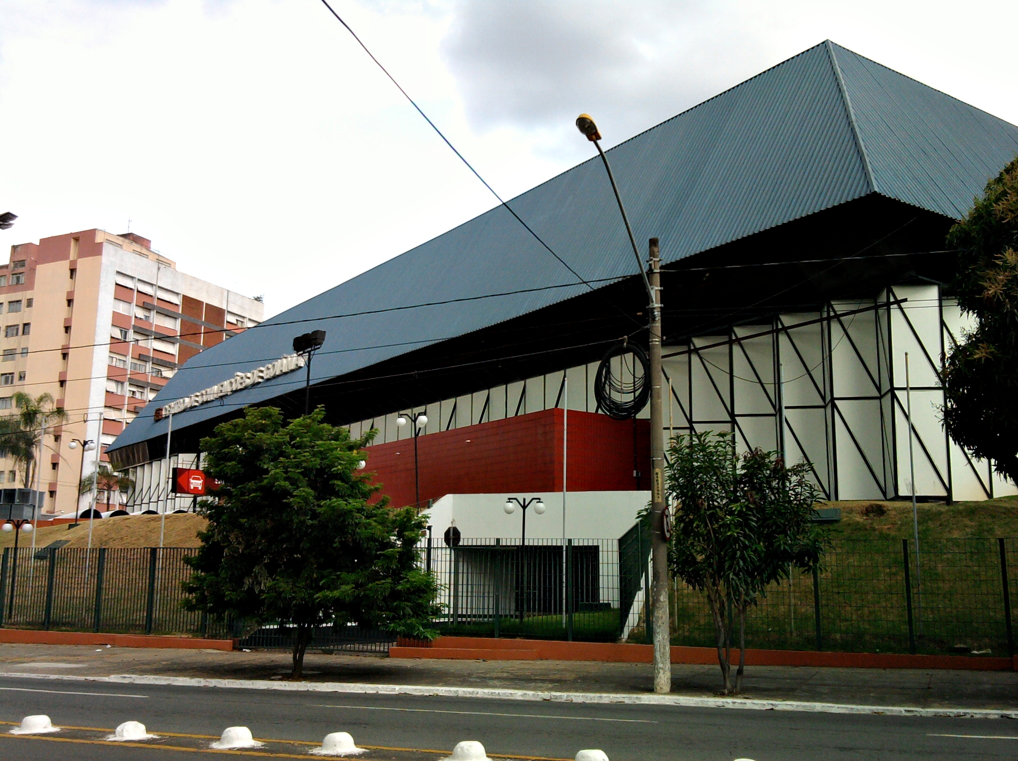 Fachada do Centro de Convenções de Goiânia, prédio que recebeu o MB Summit Goiânia 2026